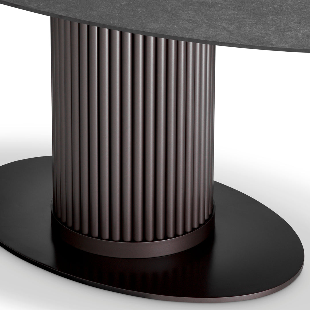 Eichholtz Outdoor Eettafel Volterra Oval Bronze Grey Ceramic