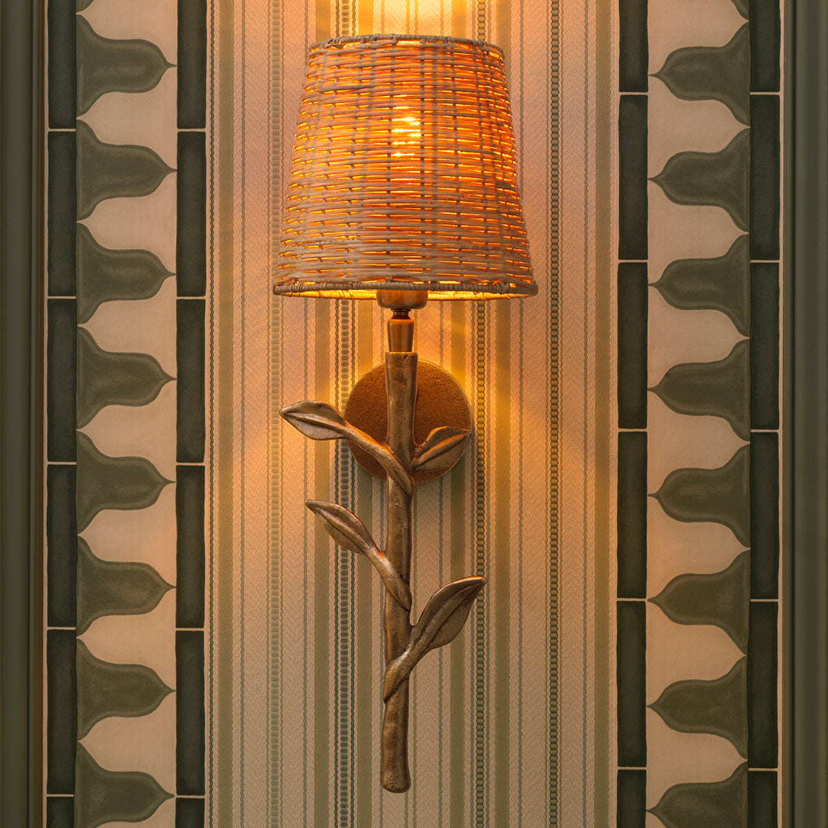Eichholtz Wandlamp Farini Vintage Messing Rotan – afbeelding 2