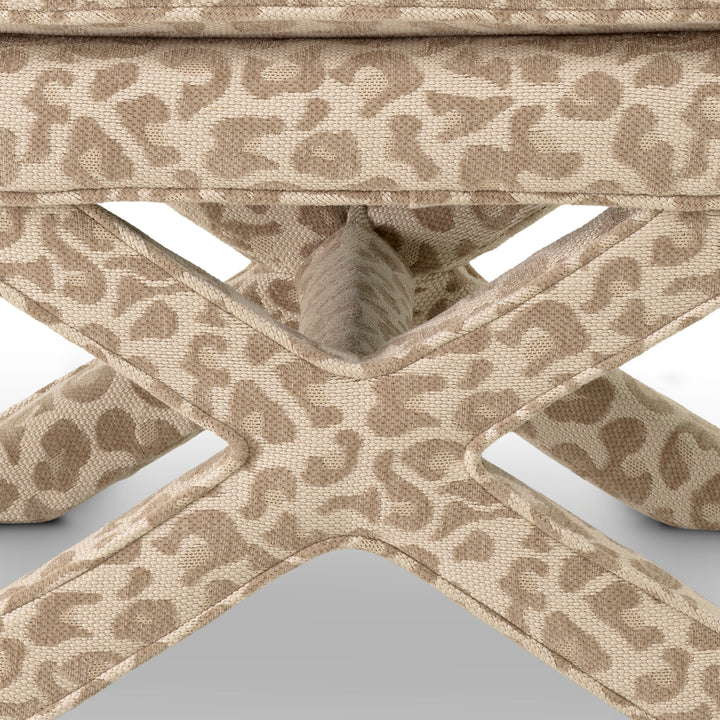Eichholtz Ottoman Cordoba Harley Leopard beige