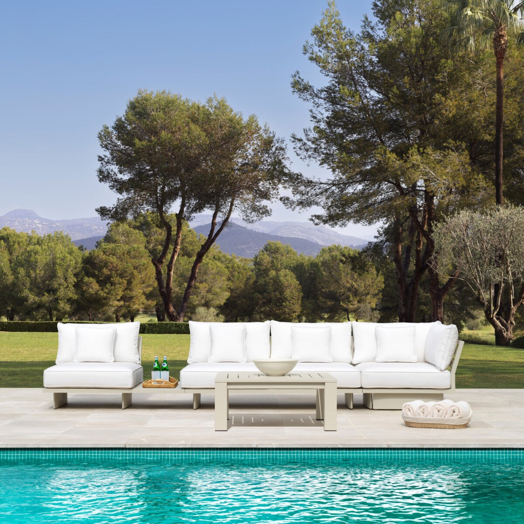 Eichholtz Outdoor Sofa Royal Palm - Sand Finish
