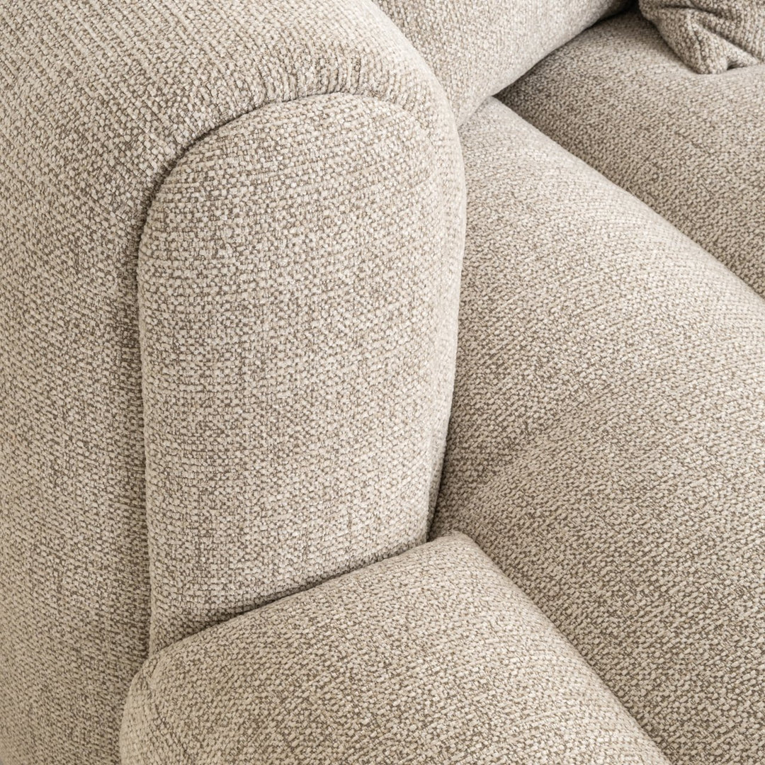 Bank Novaro natural fancy lounge left