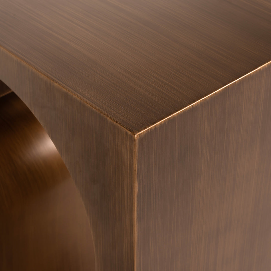 Richmond Wandtafel Alexander Jones geborsteld goudkleurig - detail | CéJor Wonen