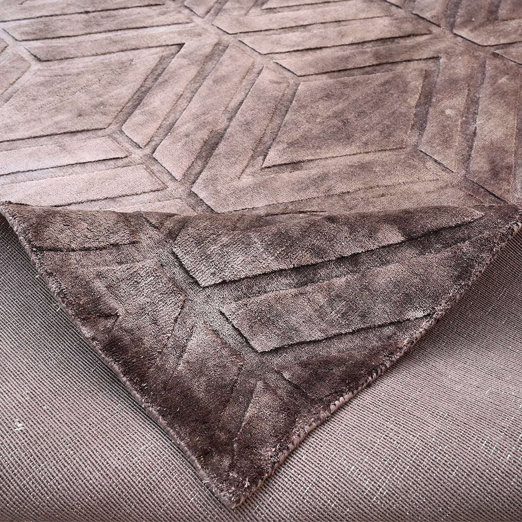 Tapijt Yoeri donkerbruin 200x300 (Bruin)