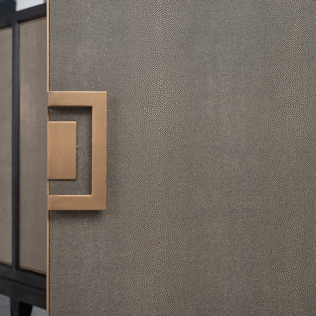 Dresser Bloomville brass shagreen