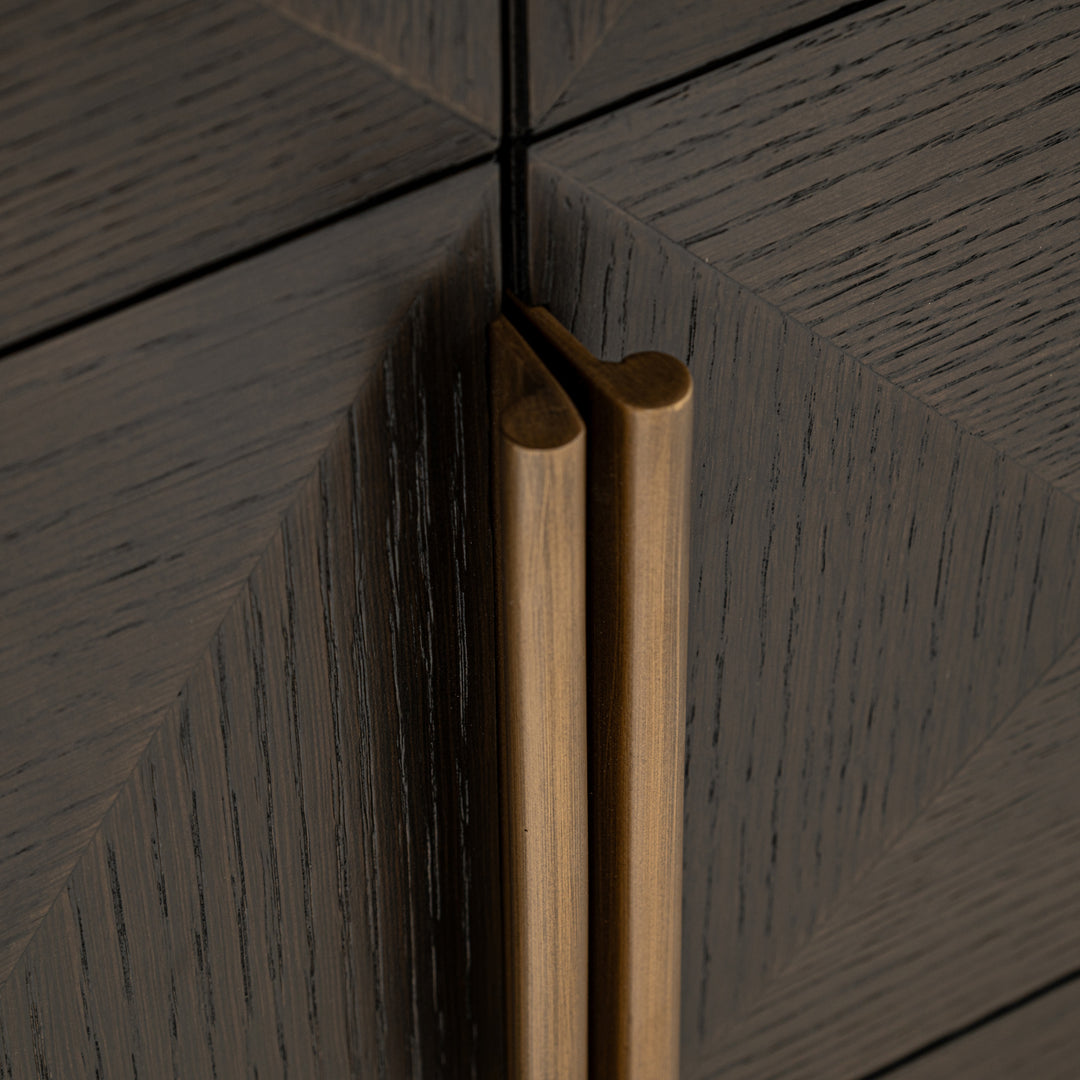 Richmond Dressoir Claremont Bruin 4-deurs 2-planken