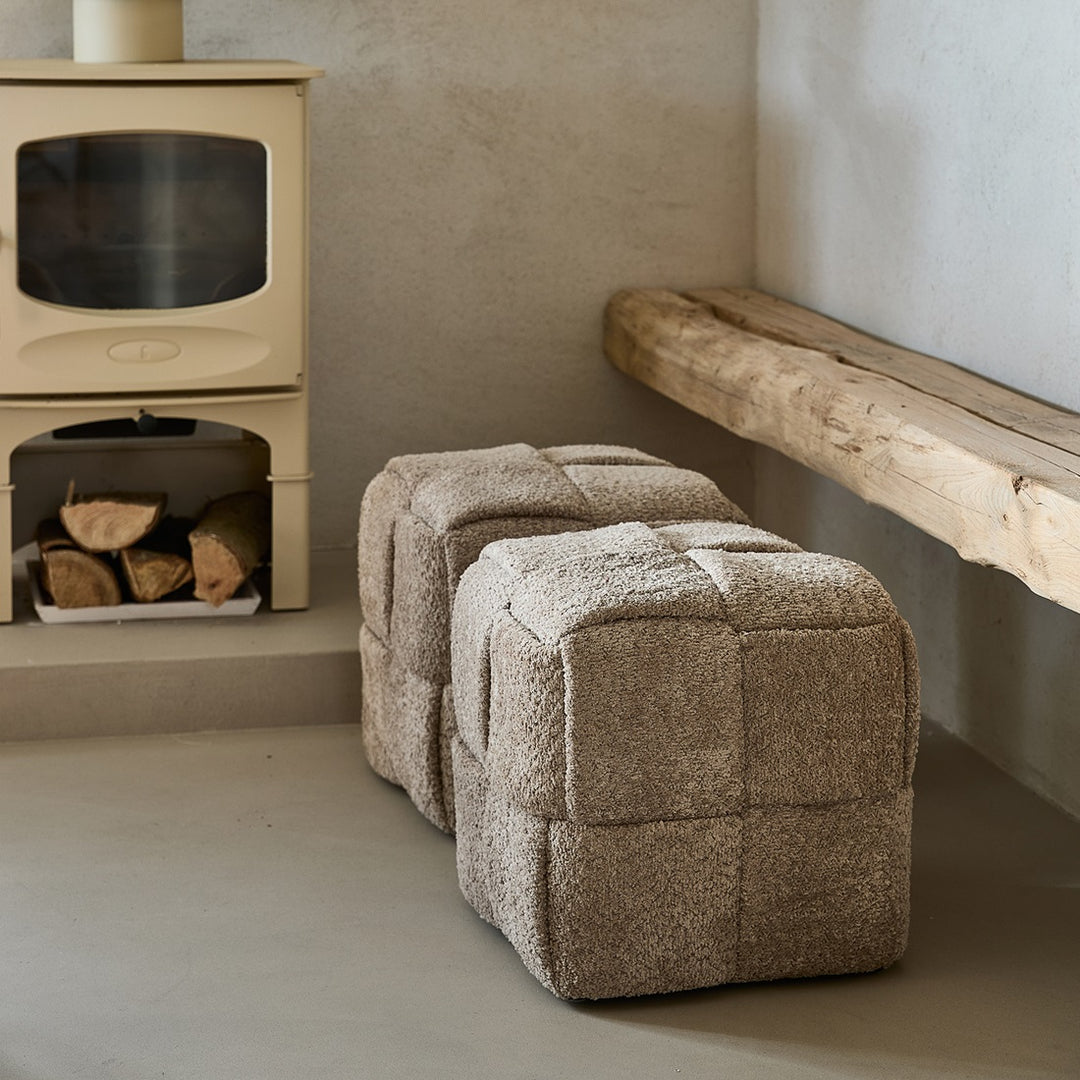 Qbic Stool 40x45; Manhattan Weave Soft Walnut