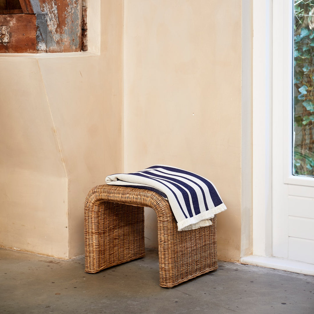 Santos Stool