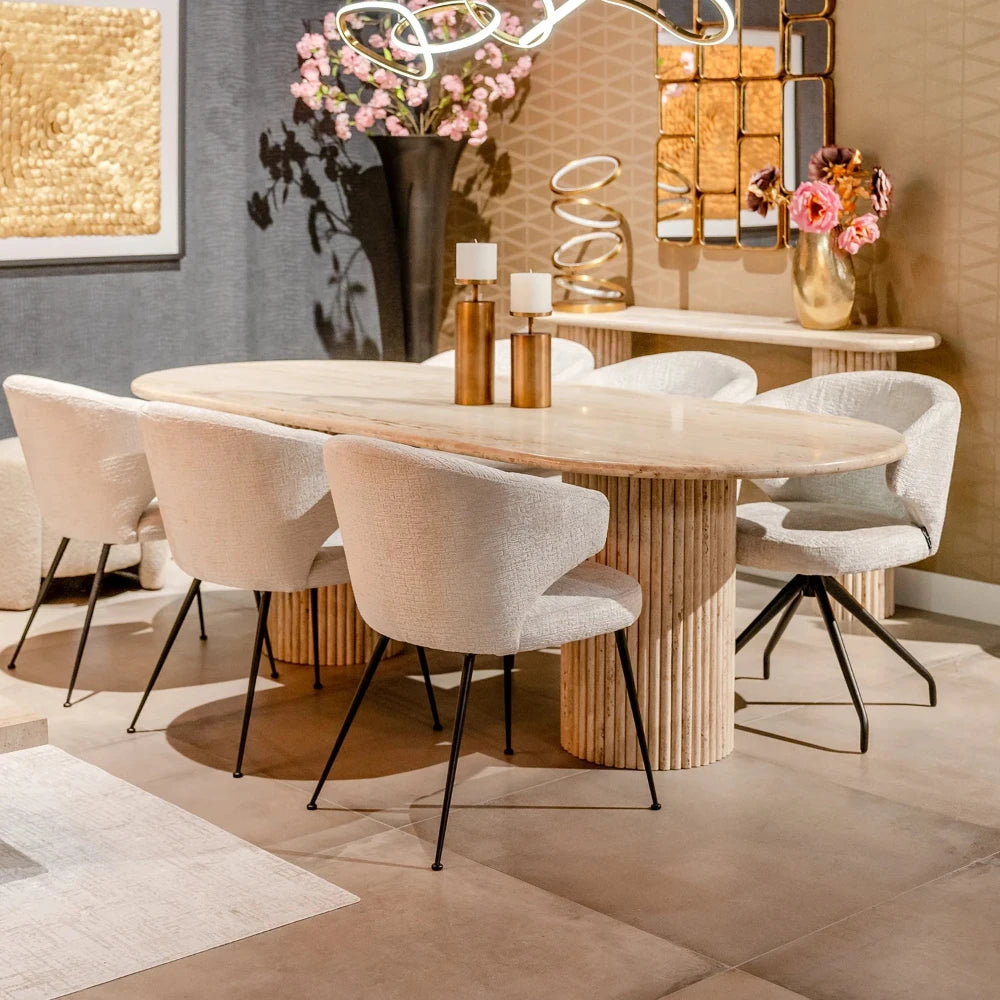 Richmond Interiors Ovaler Esstisch La Cantera – 240 cm Beige