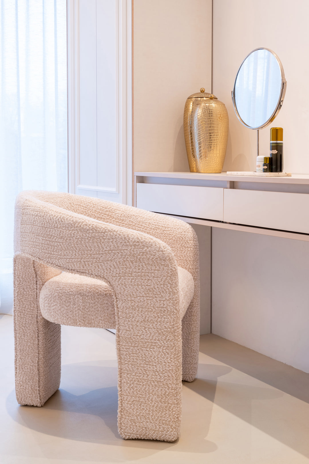 Esszimmerstuhl Belle, schöne cremefarbene, feuerhemmende Farbe