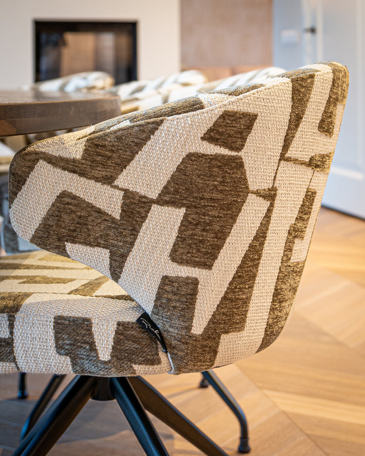 Dining room chair Milly moss graffic swivel