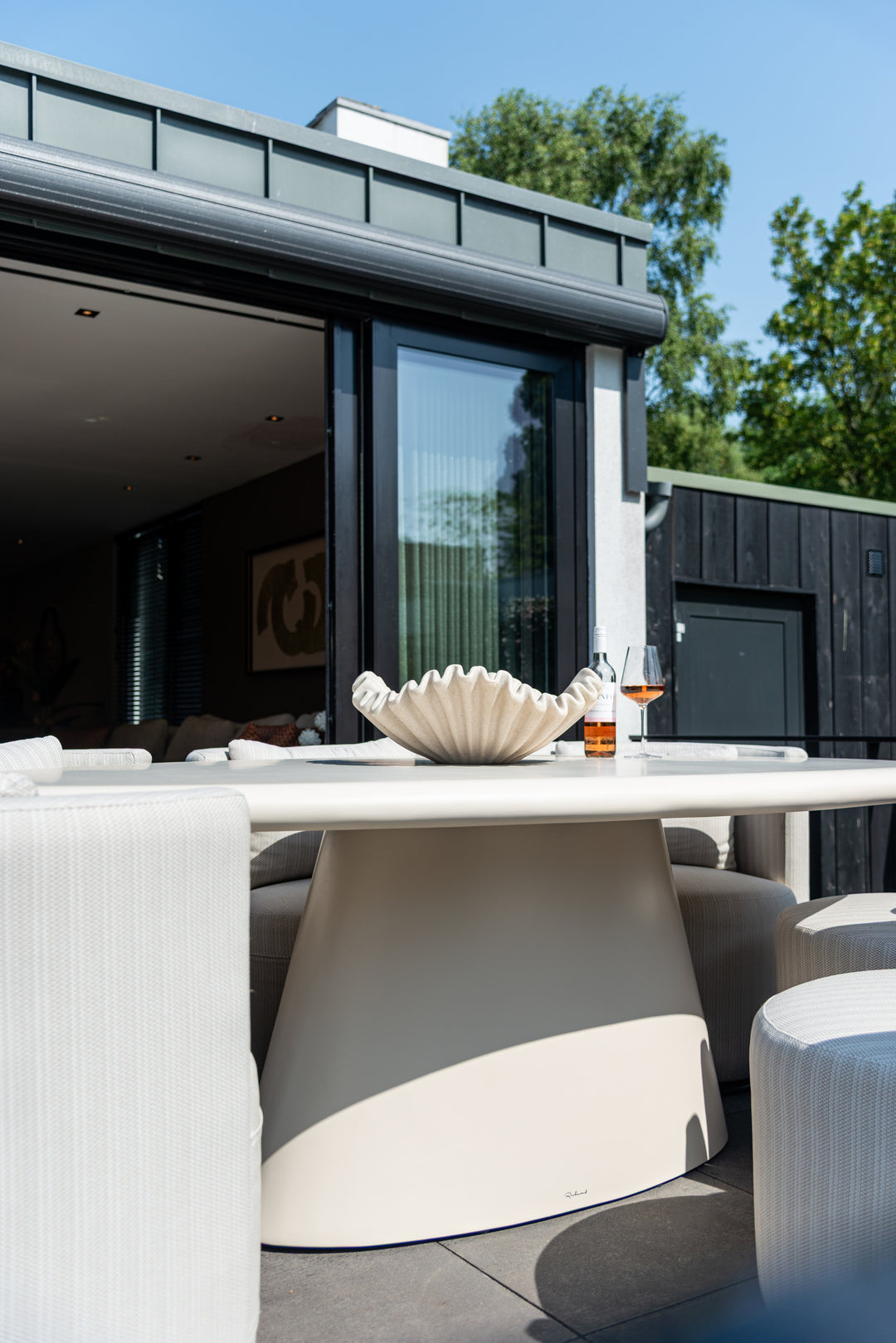 Gartentisch Urban Bloom Sandstein 220