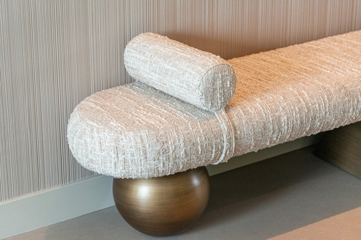 Sofa Geneva beige Angora Alexander Jones
