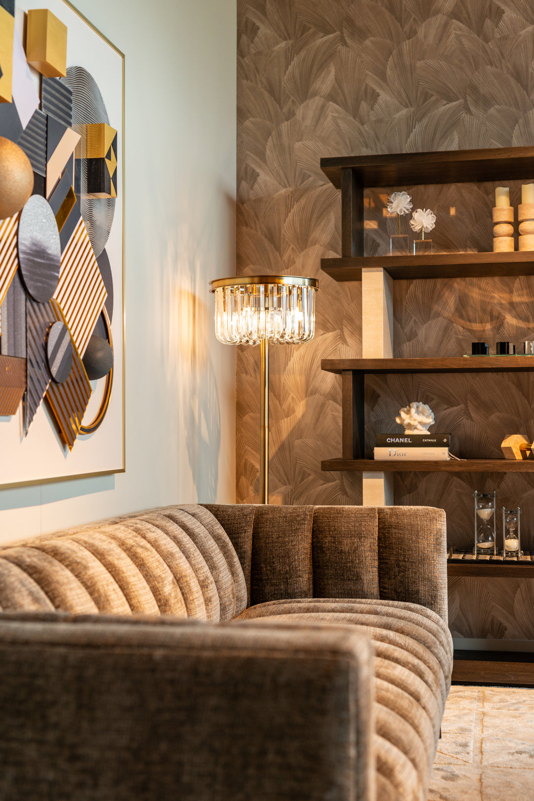 Waldorf brauner Wandschrank
