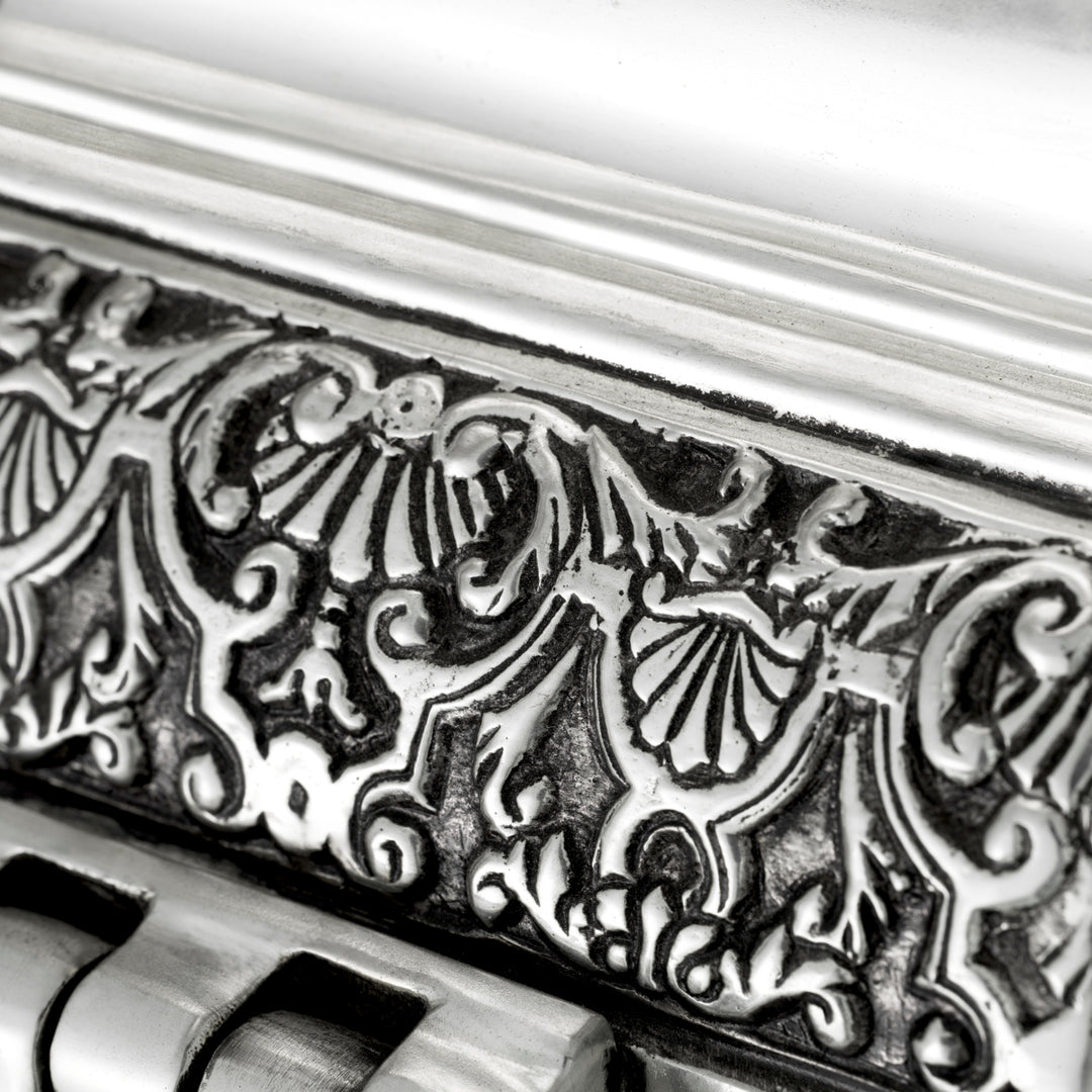 The Met x Eichholtz Object Walpole