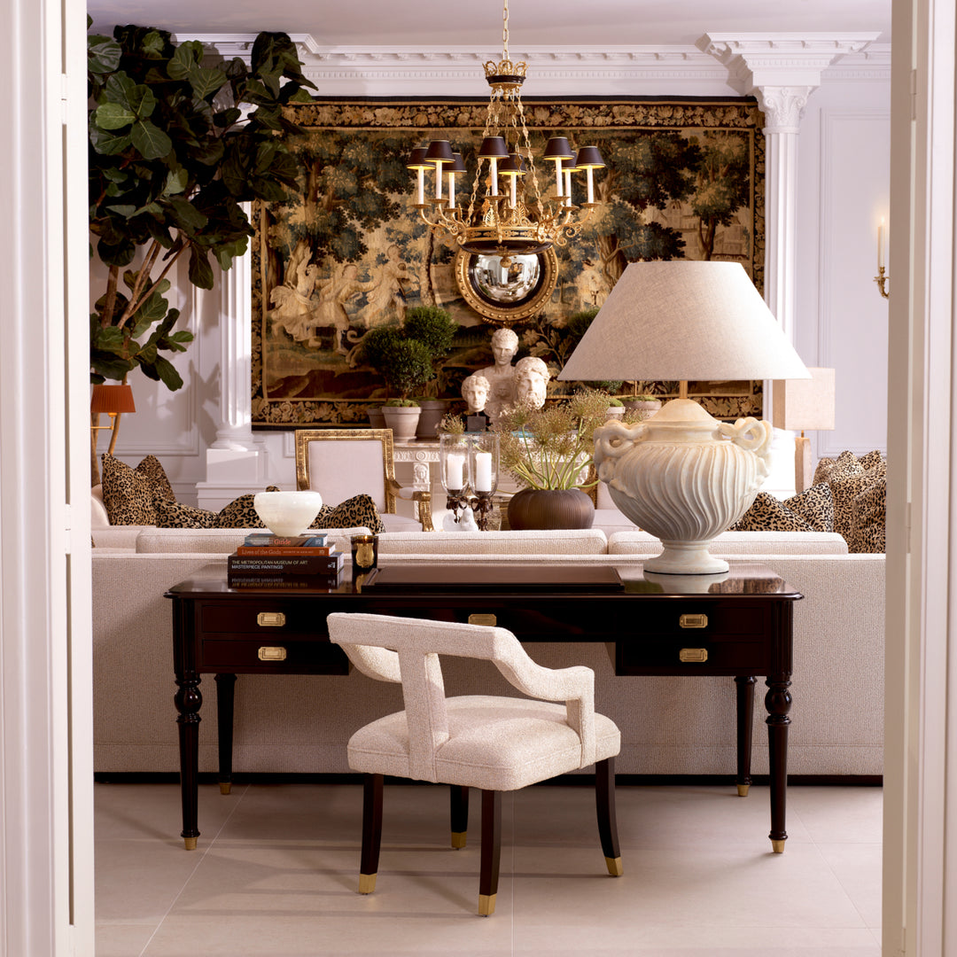Eichholtz Tafellamp Antonine Antique Look Brushed Brass