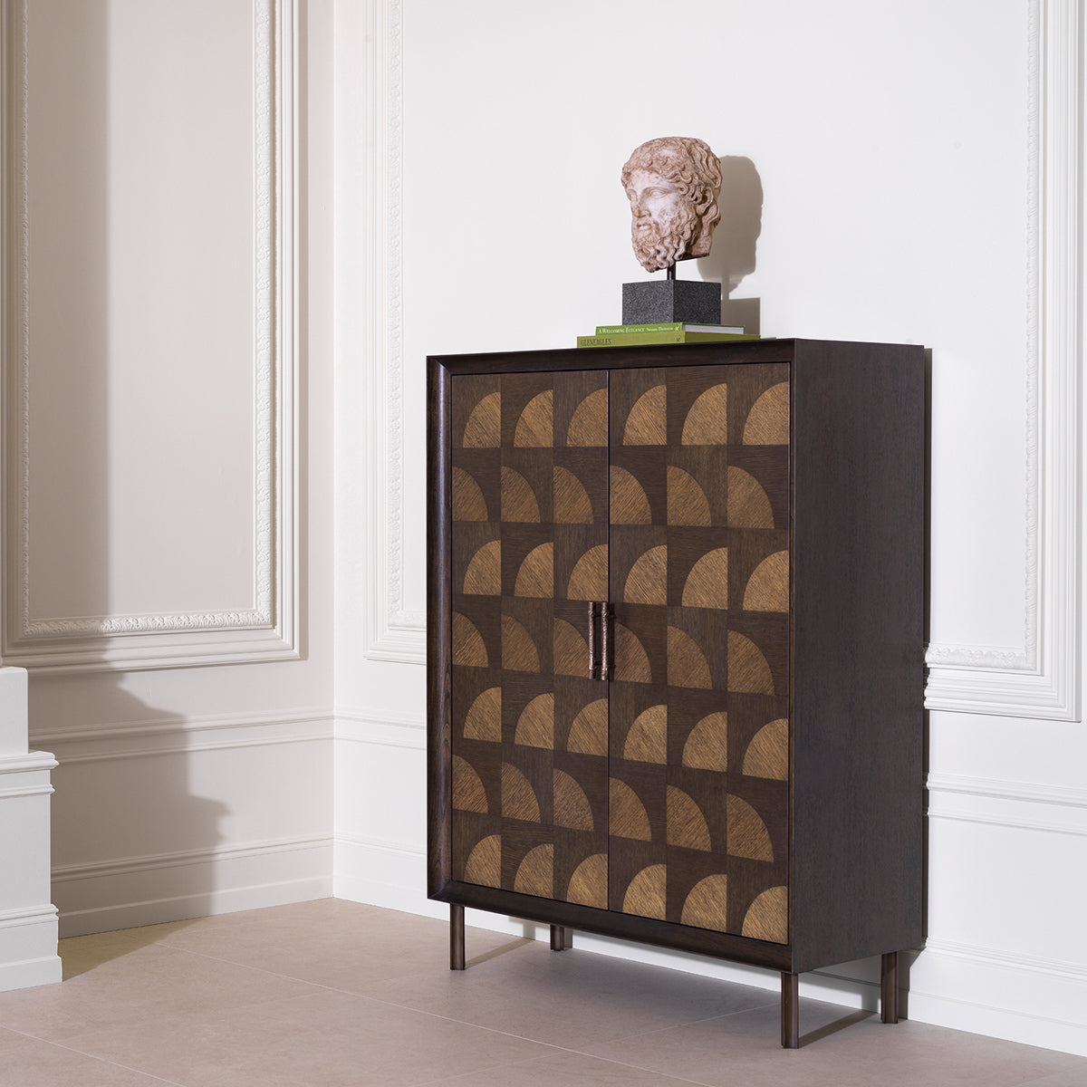 The Met x Eichholtz Kast Kumo