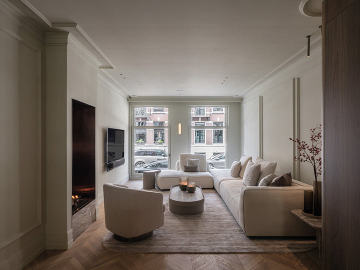 Hoekbank Divano in witbeige in een interieur
