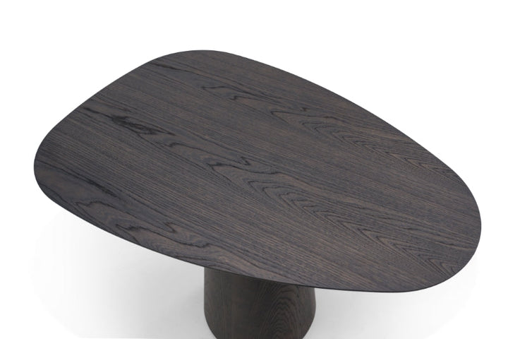 Bistrotafel Rosewood in zwart eikenfineer met antiekbronskleurig detail – vrijstaand productbeeld