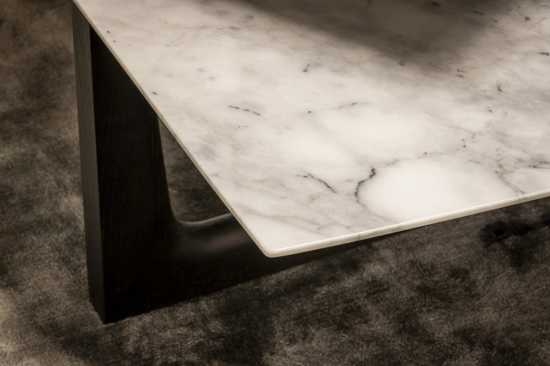 Salontafel Brio in Calacatta-marmer en hout – detail