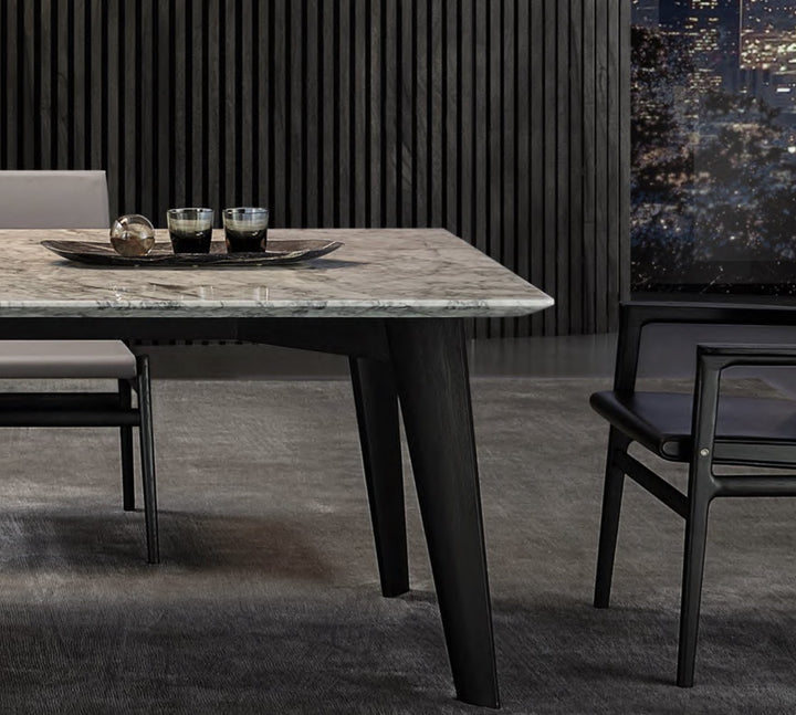 Eettafel Brio in Calacatta-marmer en gerookt houtfineer in een interieur