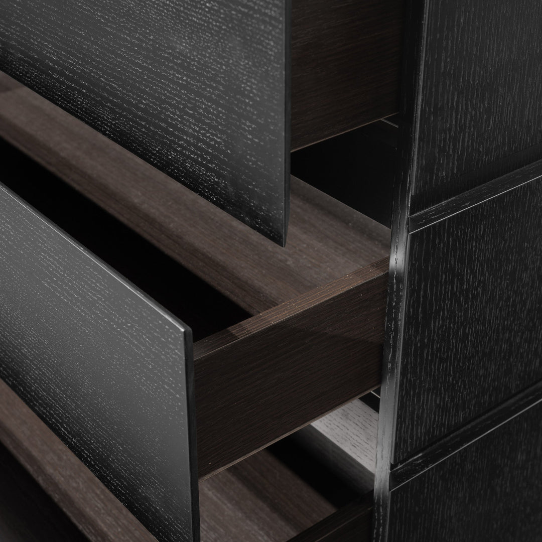 Kast Luca in Smoke Wood – detail