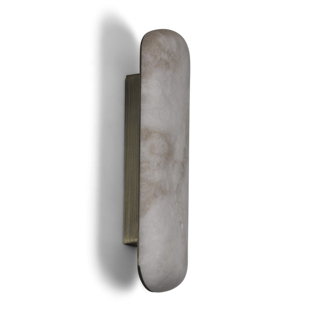 Wandlamp Castello in albast – vrijstaand productbeeld