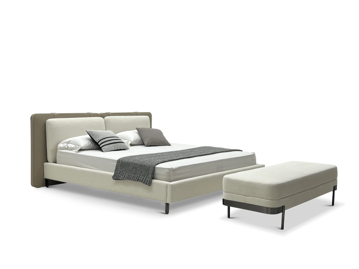 Bedframe Calabria in beige – vrijstaand productbeeld