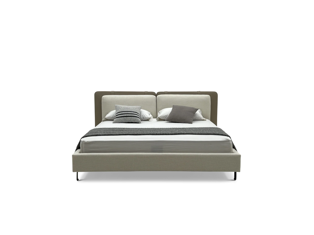 Bedframe Calabria in beige – vrijstaand productbeeld