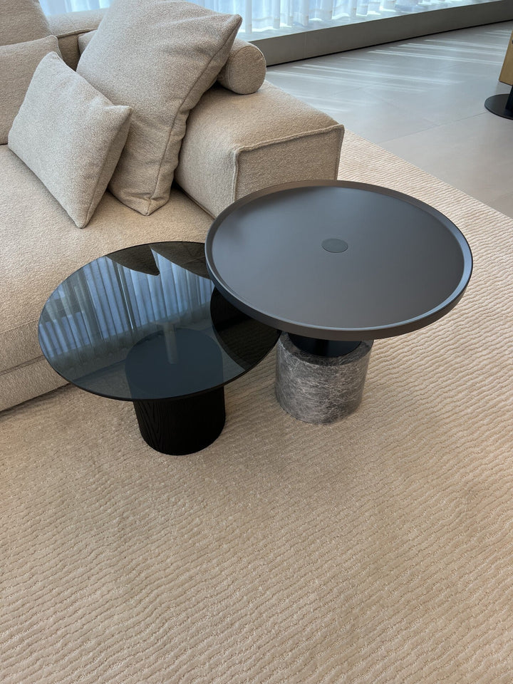 Bijzettafel Lauro in Fior di Bosco-marmer en gespoten MDF in een interieur
