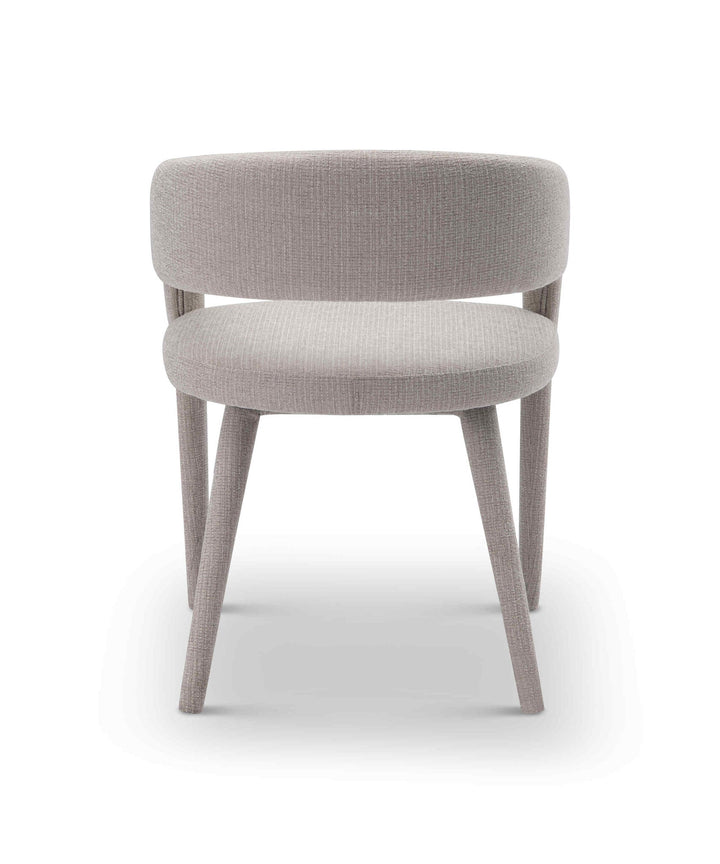Eetkamerstoel Valeria in beige – vrijstaand productbeeld