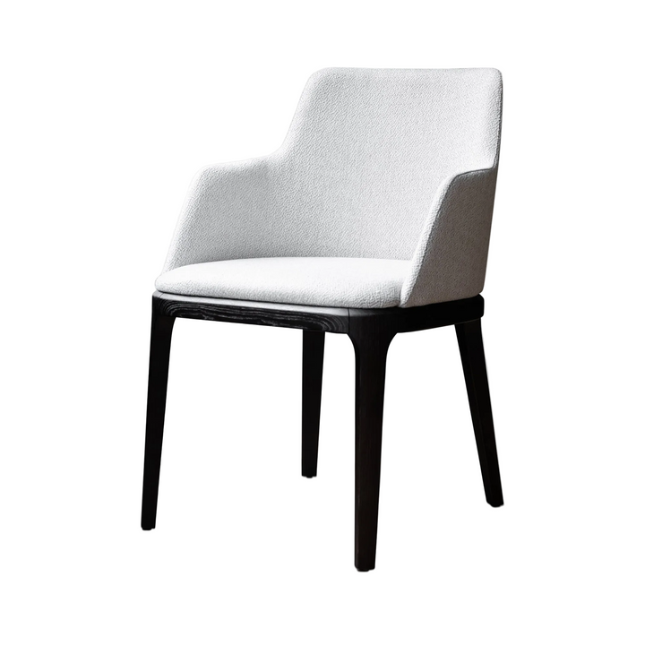 The Grand Eetkamerstoel Febe Witbeige – productfoto op witte achtergrond