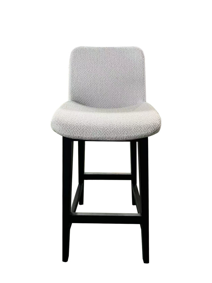 Barstoel Febe in witbeige – vrijstaand productbeeld