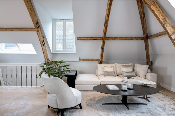 Salontafel Enzo in eiken Charcoal in een interieur